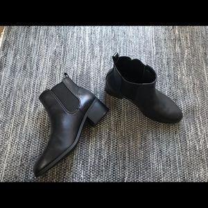 9W Target Chelsea Boots